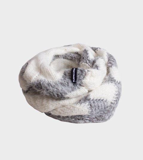 Cuello Agra