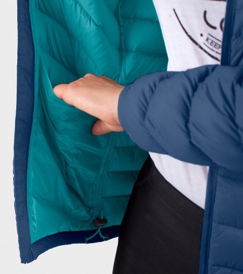Campera de mujer Shelby con capucha