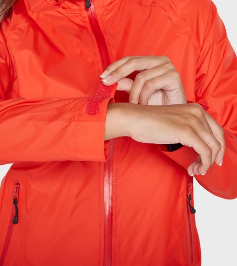 Campera rompeviento de mujer Eluney