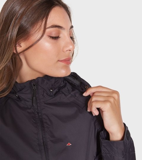 Campera rompeviento de mujer Eluney