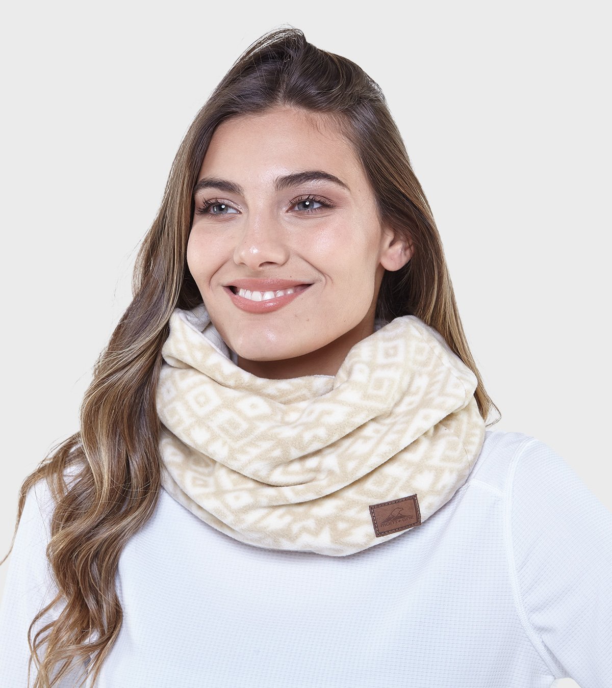 Cuello Hug