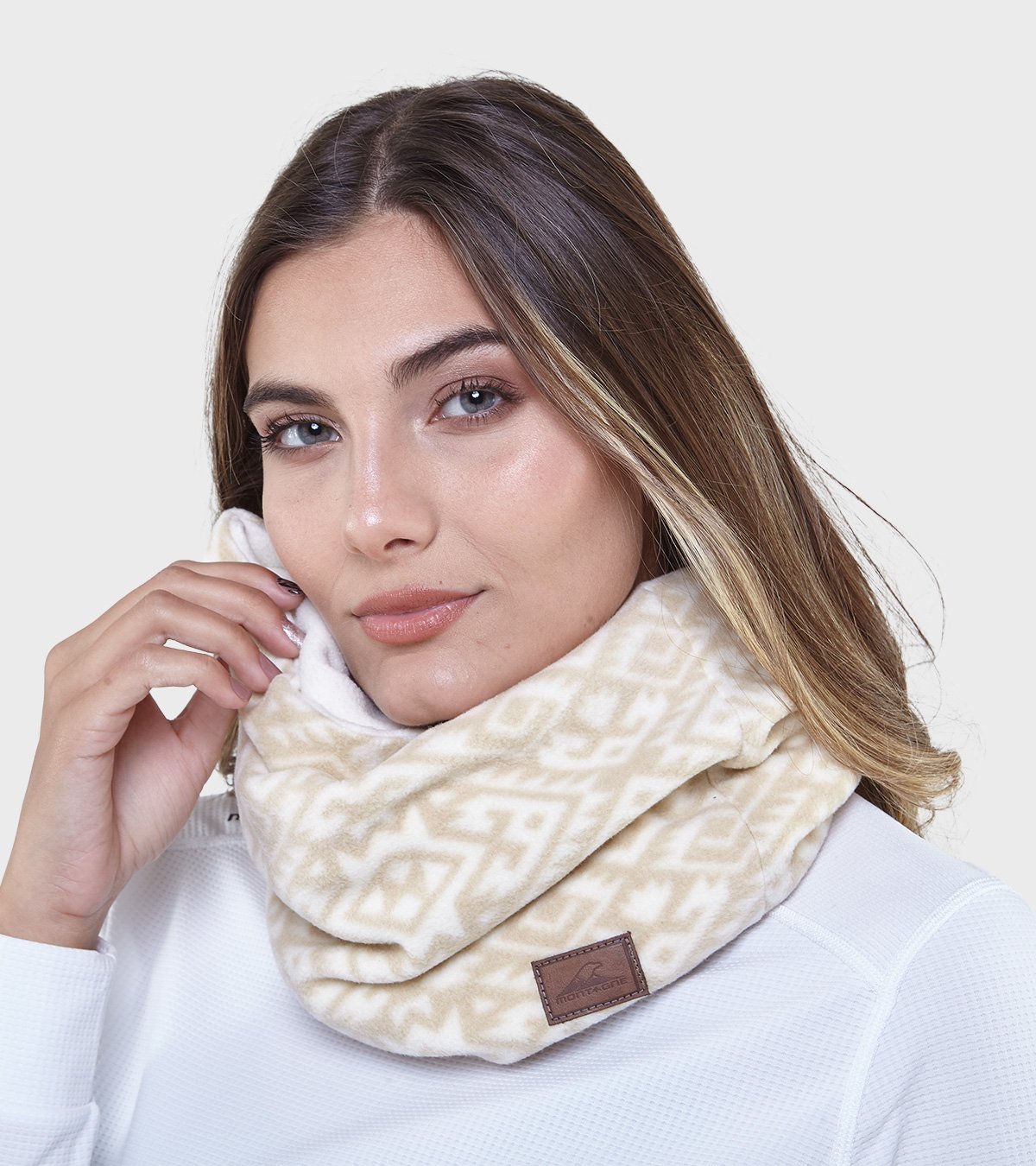 Cuello Hug