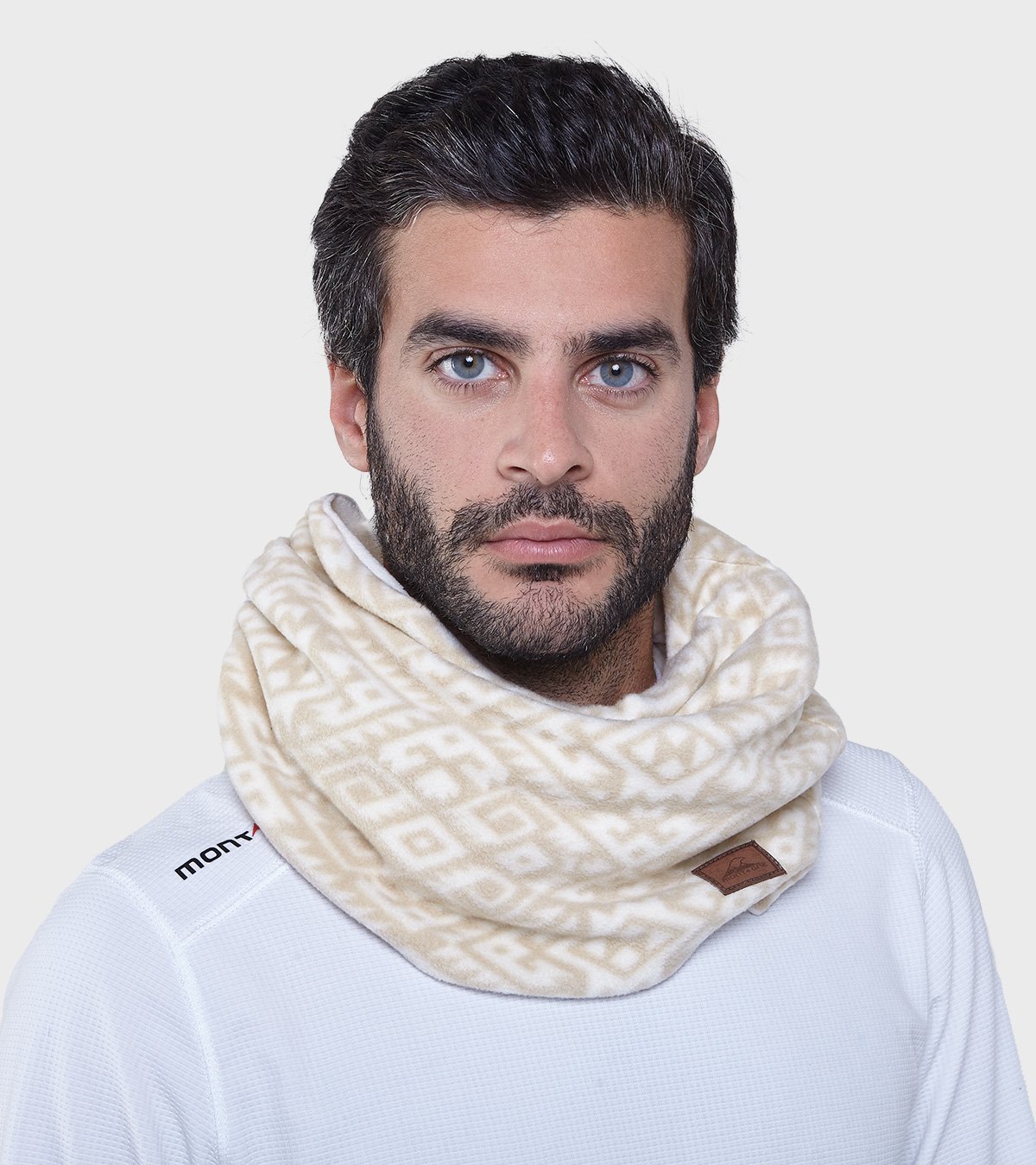 Cuello Hug