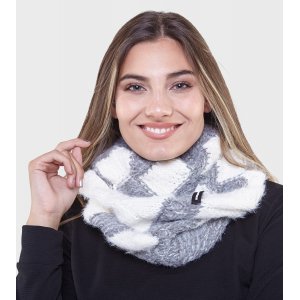 Cuello Agra