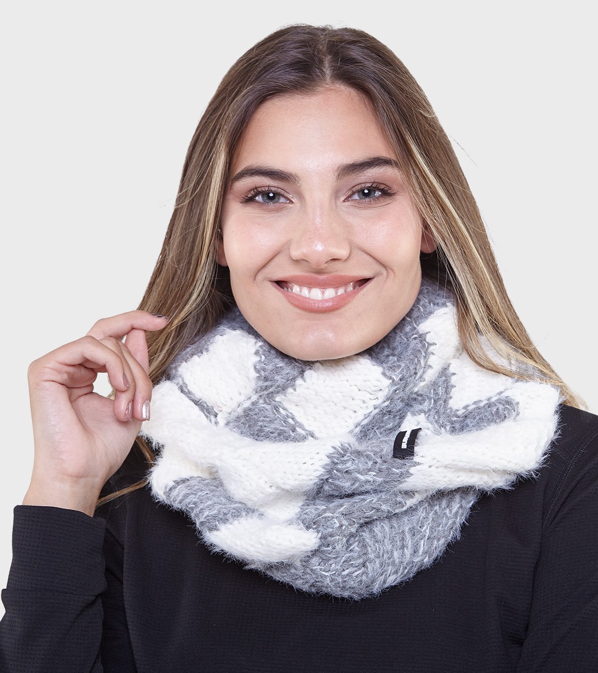 Cuello Agra
