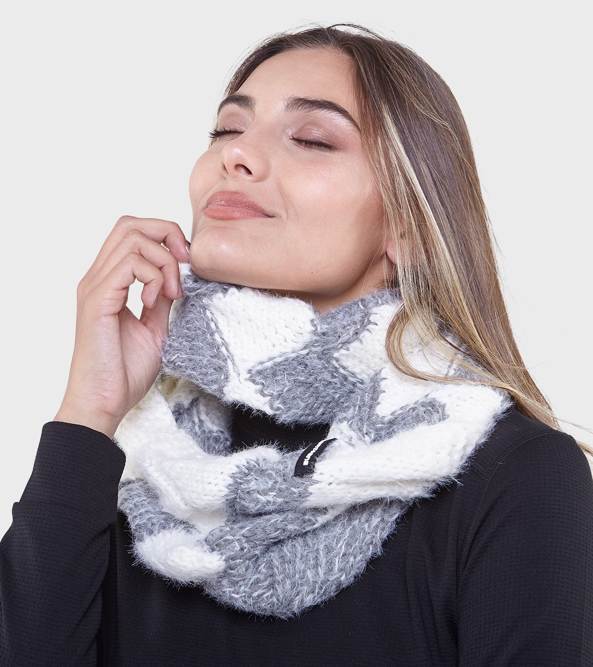 Cuello Agra