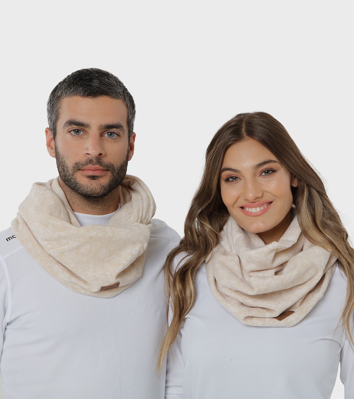 Cuello Hug