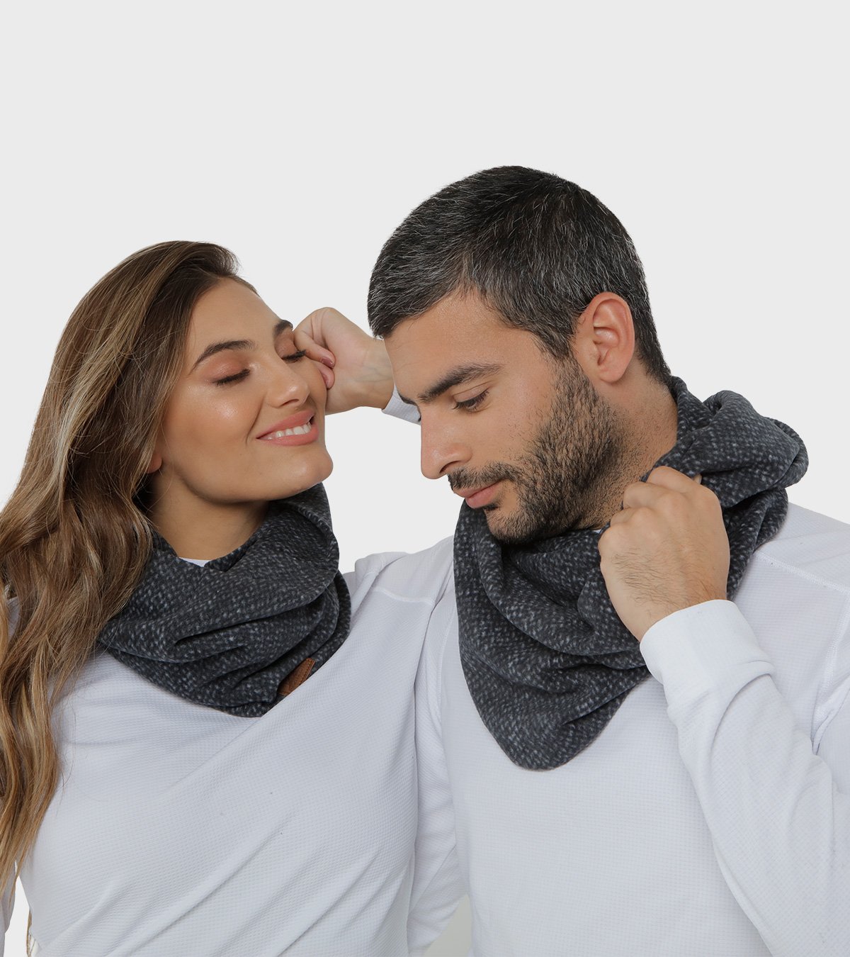 Cuello Hug