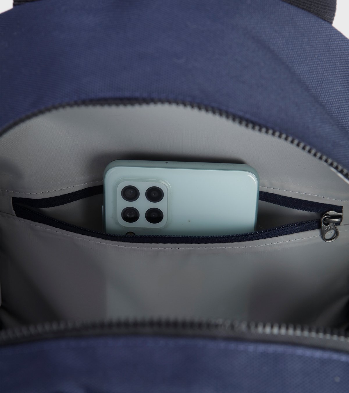 Mochila Avery 6 Lts