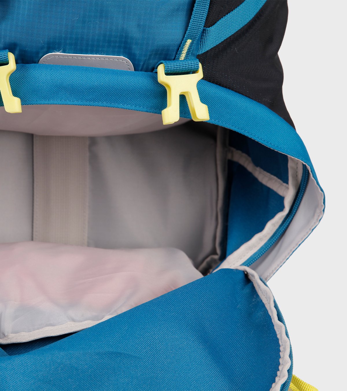 Mochila Novus 65 Lts