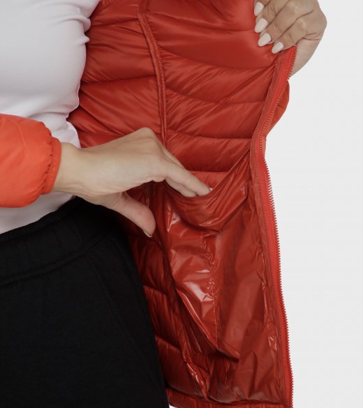 Campera de mujer Shelby con capucha