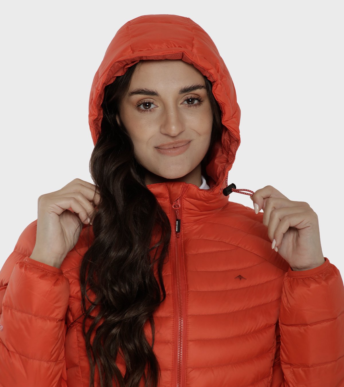 Campera de mujer Shelby con capucha