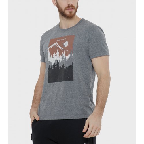 Remera de hombre Essential Remera de hombre Essential