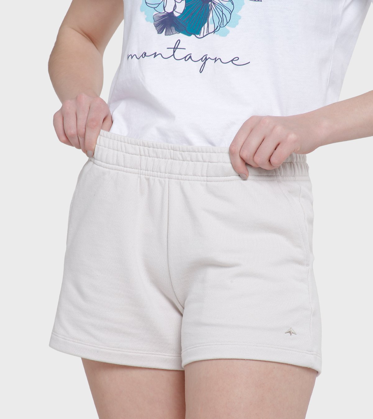 Short de mujer Essentials M