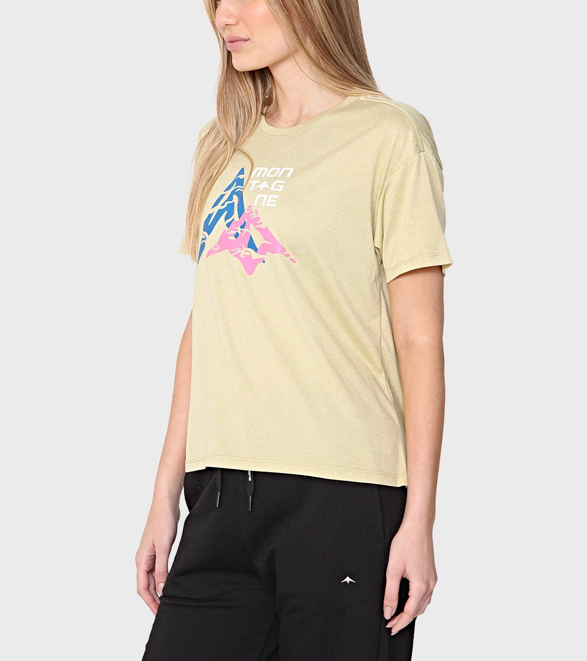 Remera de mujer Amy M/C Remera de mujer Amy M/C