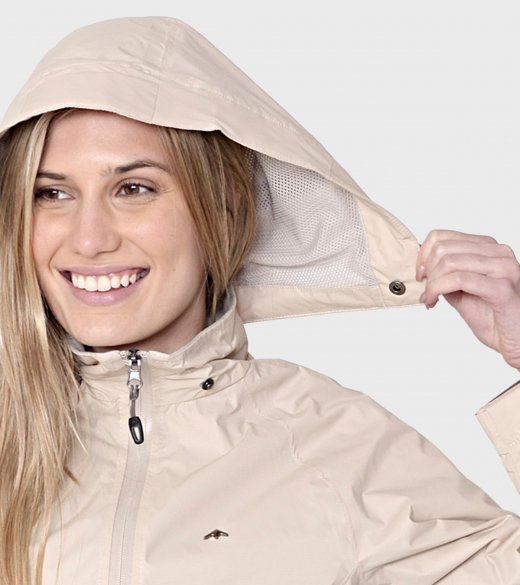 Campera rompeviento de mujer Eluney