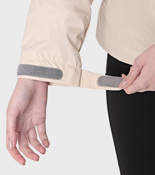 Campera rompeviento de mujer Eluney