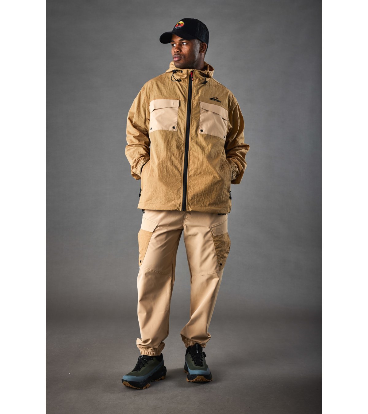 Pantalón de hombre Tesis