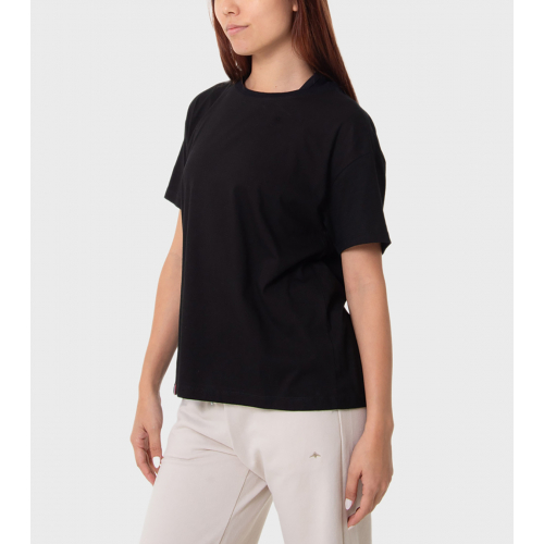 Remera de mujer Essential Remera de mujer Essential