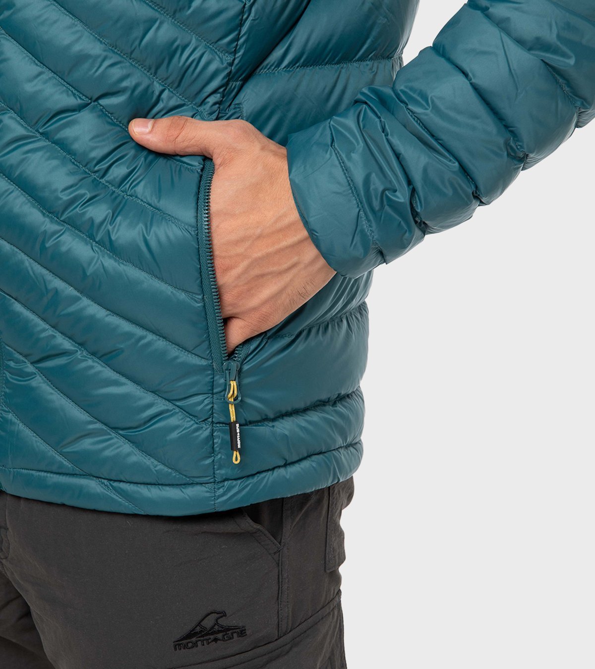 Campera de hombre Neegan con capucha
