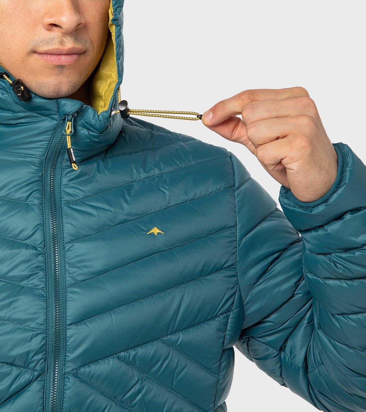 Campera de hombre Neegan con capucha