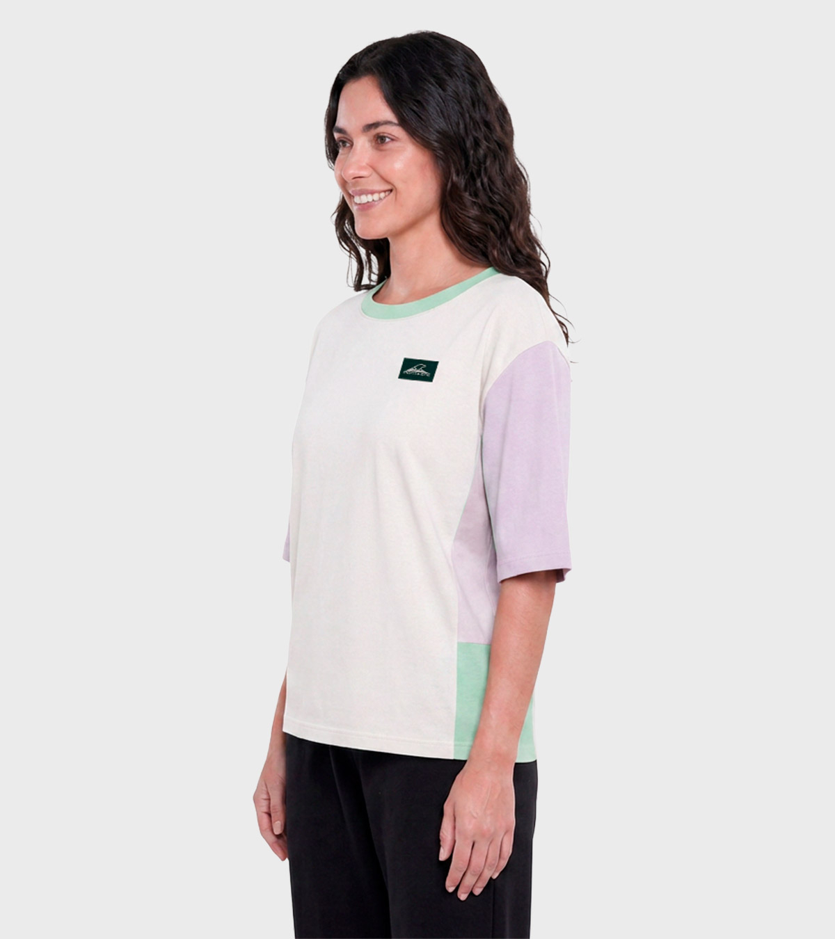 Remera de mujer Raiz